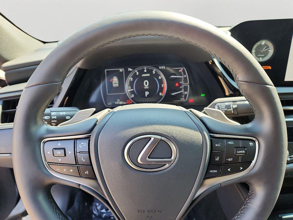 used 2023 Lexus ES 350 car, priced at $35,475