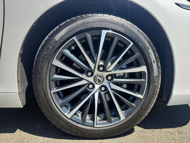 used 2024 Lexus ES 300h car, priced at $44,501