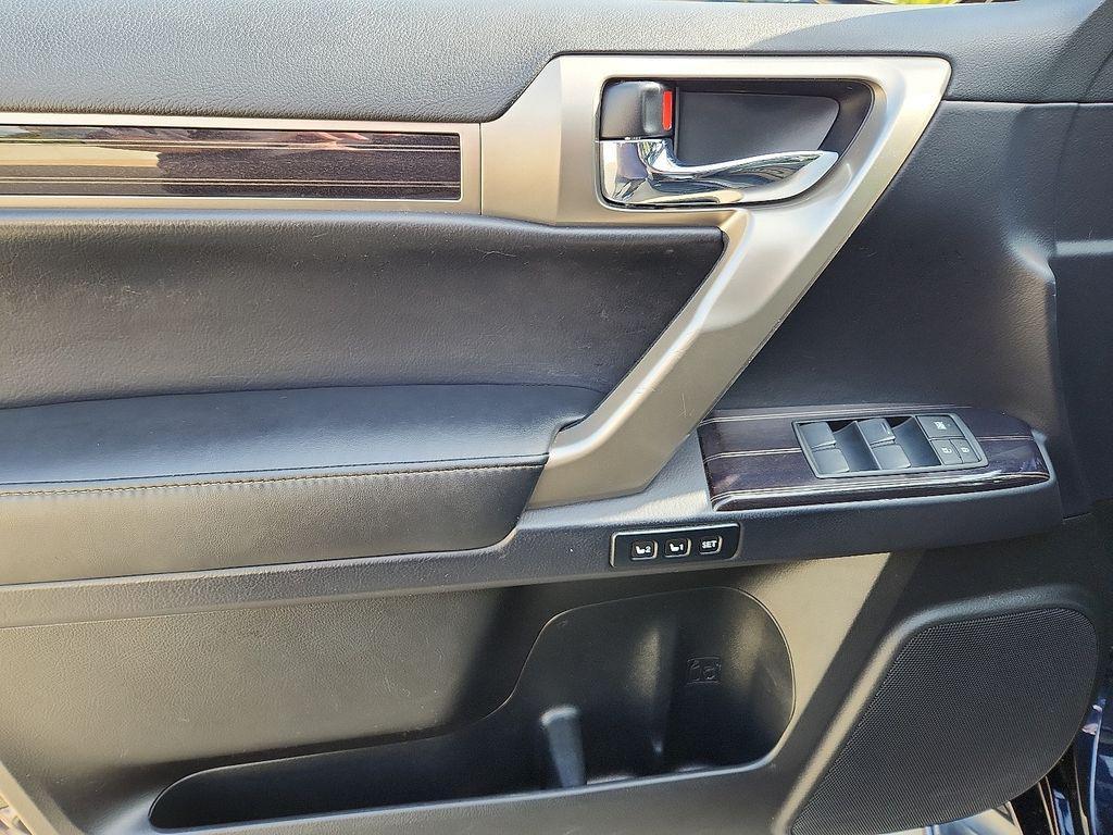 used 2020 Lexus GX 460 car, priced at $36,475