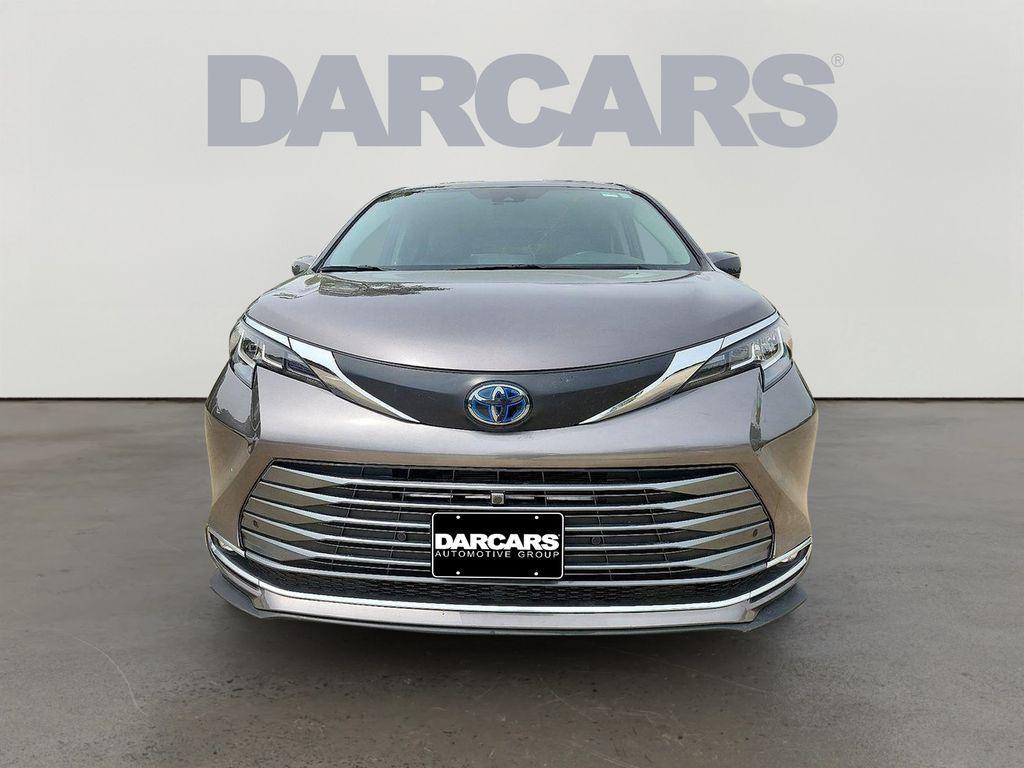 used 2021 Toyota Sienna car, priced at $34,975