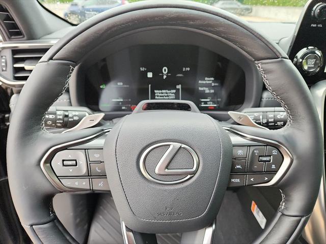 new 2025 Lexus LX 600 car, priced at $113,500