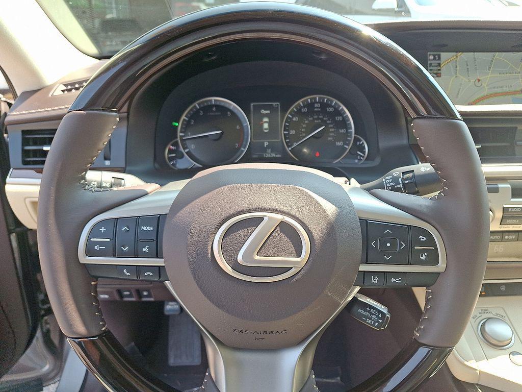 used 2018 Lexus ES 350 car, priced at $29,648