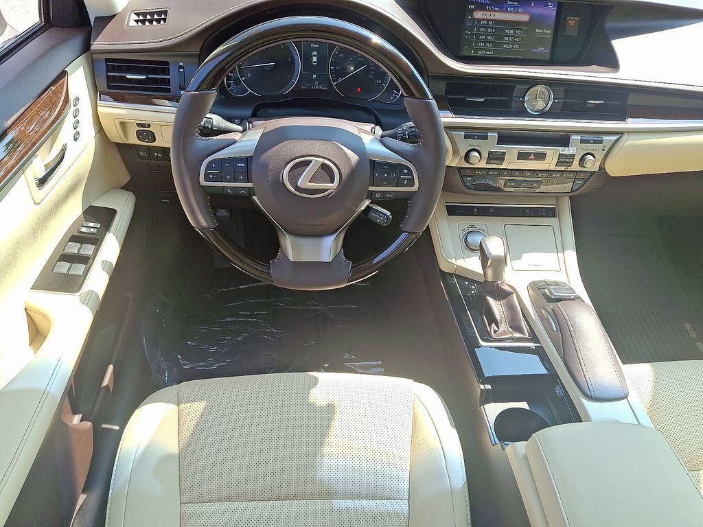 used 2018 Lexus ES 350 car, priced at $29,648