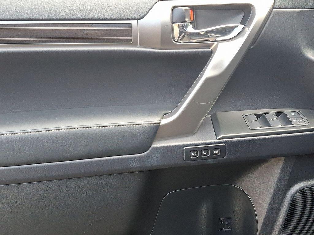 used 2023 Lexus GX 460 car, priced at $54,975