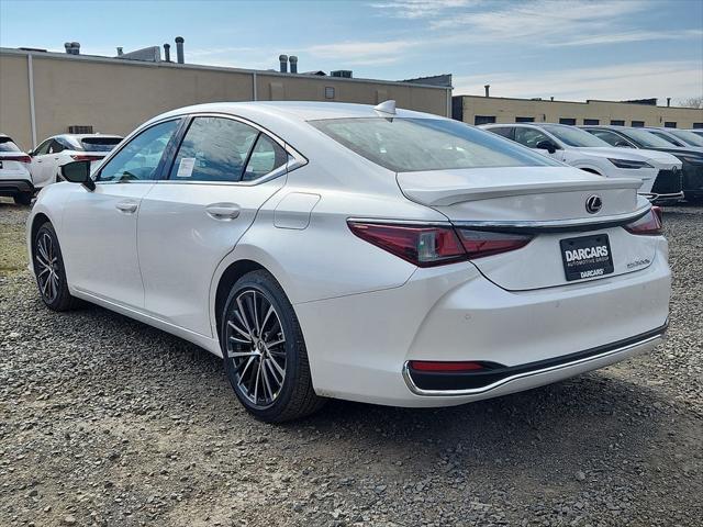 new 2024 Lexus ES 300h car, priced at $47,000