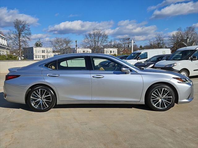 used 2025 Lexus ES 300h car, priced at $48,500