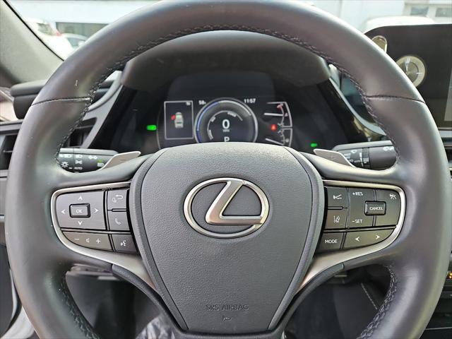 used 2022 Lexus ES 300h car, priced at $33,648