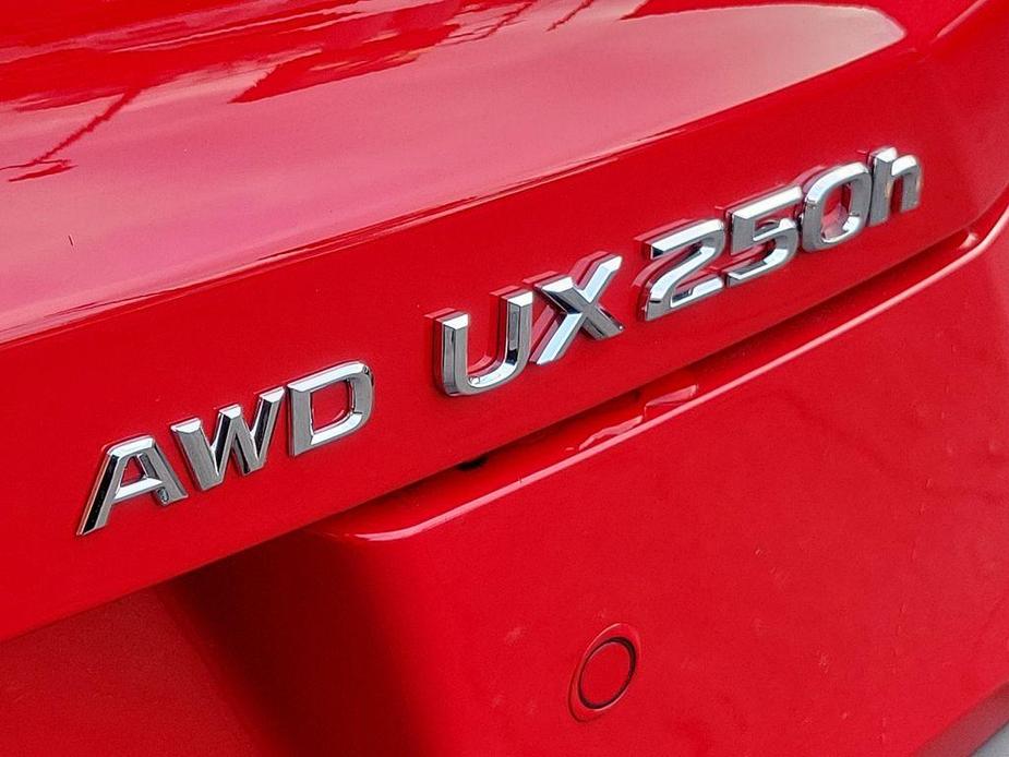 new 2024 Lexus UX 250h car, priced at $40,709