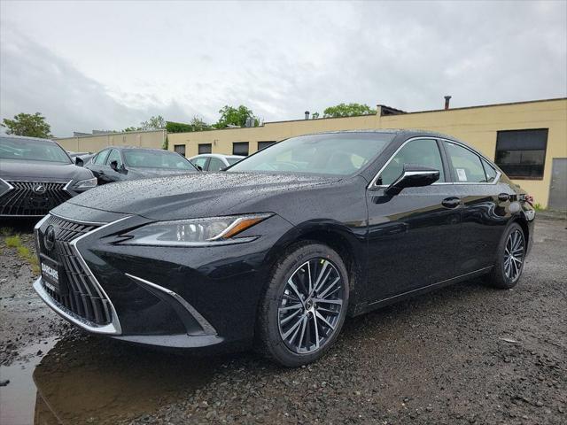 new 2024 Lexus ES 300h car, priced at $47,500