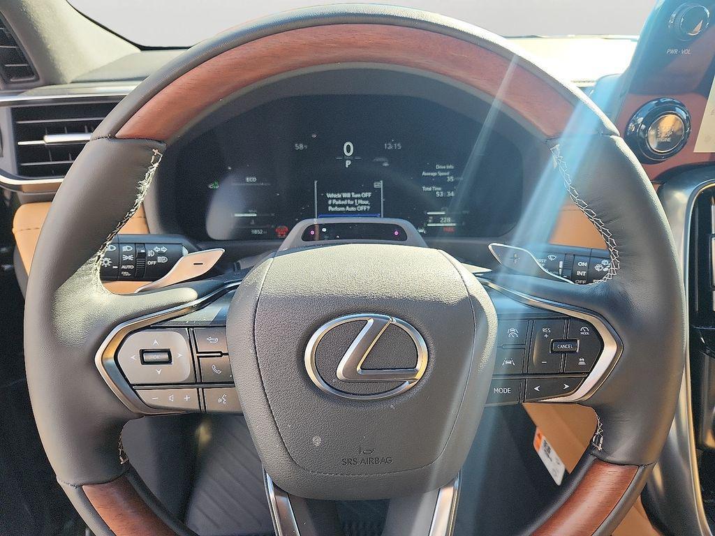 new 2025 Lexus LX 600 car, priced at $116,259
