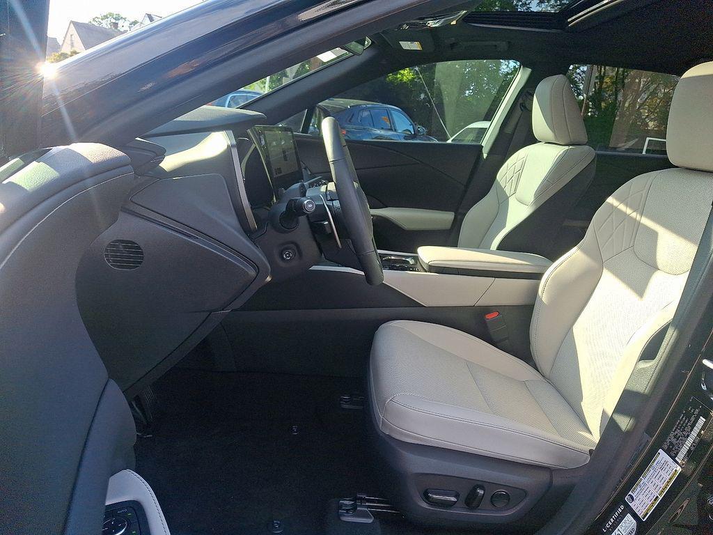 used 2025 Lexus RX 350 car, priced at $54,249