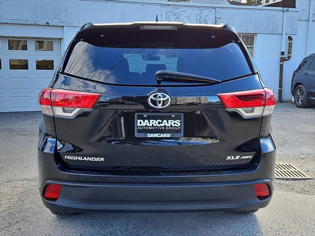 used 2018 Toyota Highlander car, priced at $25,900