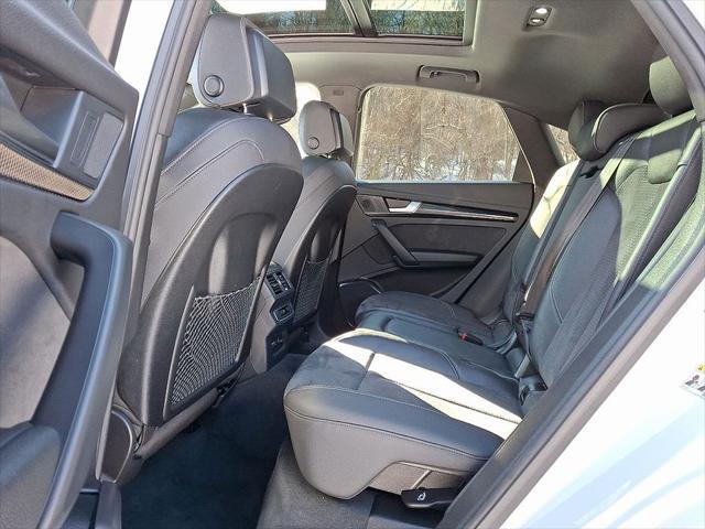 used 2022 Audi SQ5 car, priced at $32,075