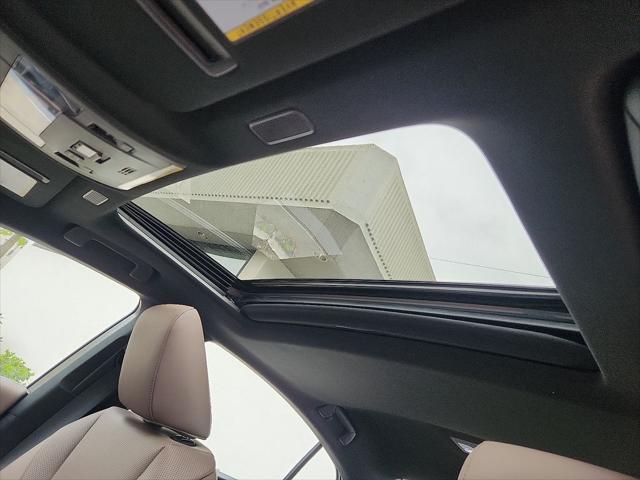 used 2025 Lexus ES 350 car, priced at $43,897
