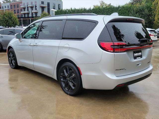 used 2022 Chrysler Pacifica car, priced at $31,476