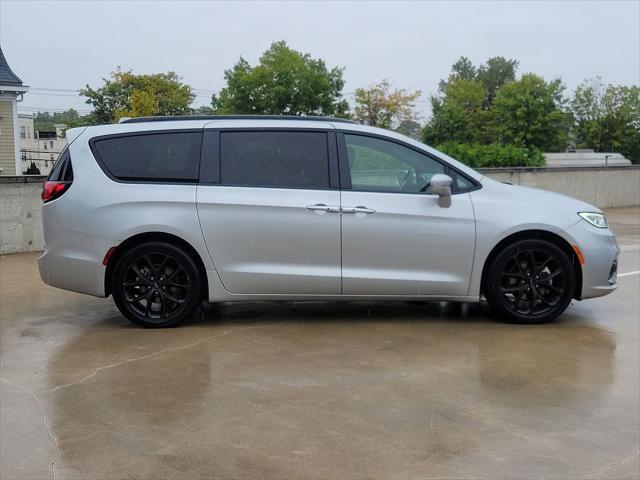 used 2022 Chrysler Pacifica car, priced at $31,476