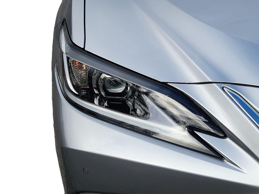 used 2022 Lexus ES 300h car, priced at $38,679