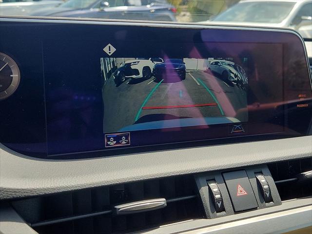 used 2021 Lexus ES 300h car, priced at $37,400
