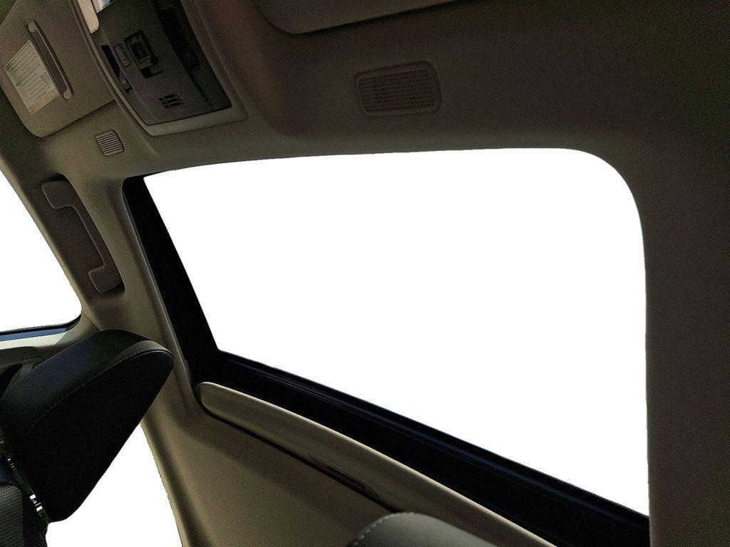 used 2022 Lexus ES 300h car, priced at $38,086