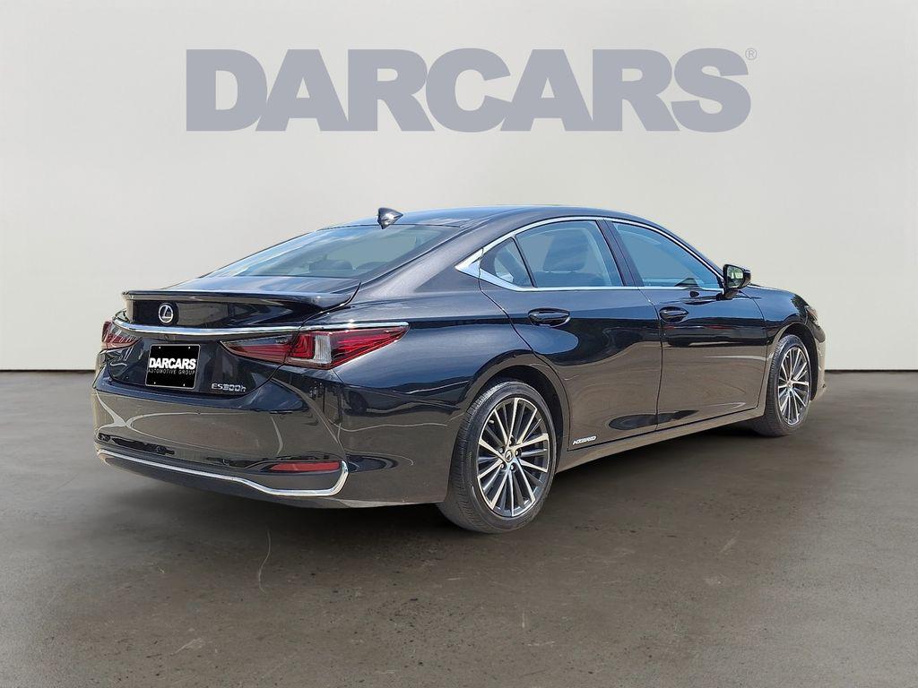 used 2022 Lexus ES 300h car, priced at $38,086