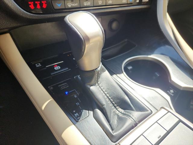 used 2022 Lexus RX 350 car, priced at $35,099