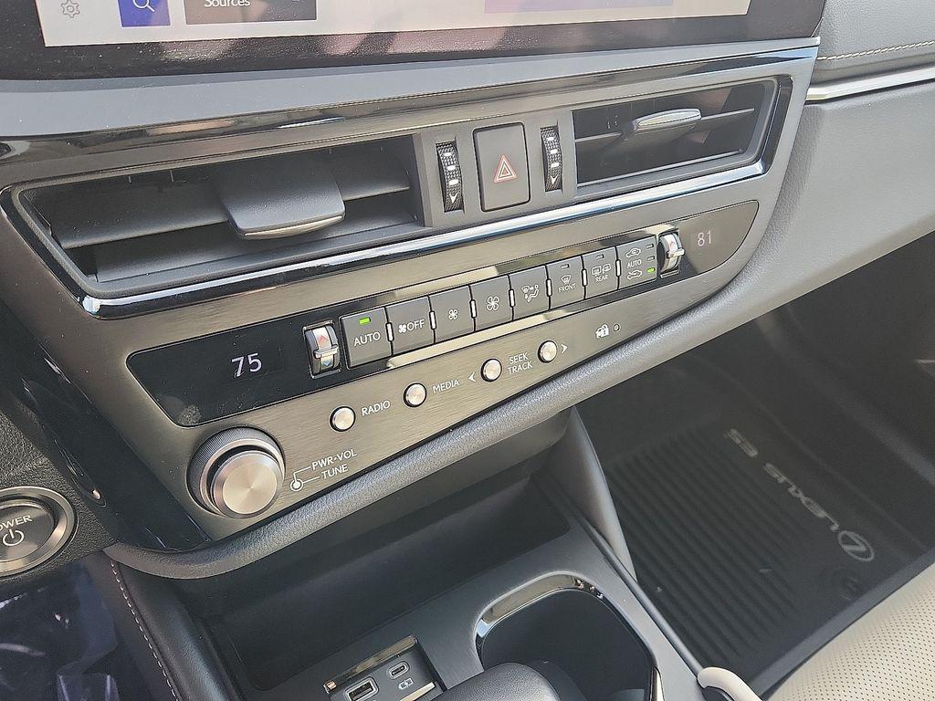 used 2025 Lexus ES 300h car, priced at $44,800