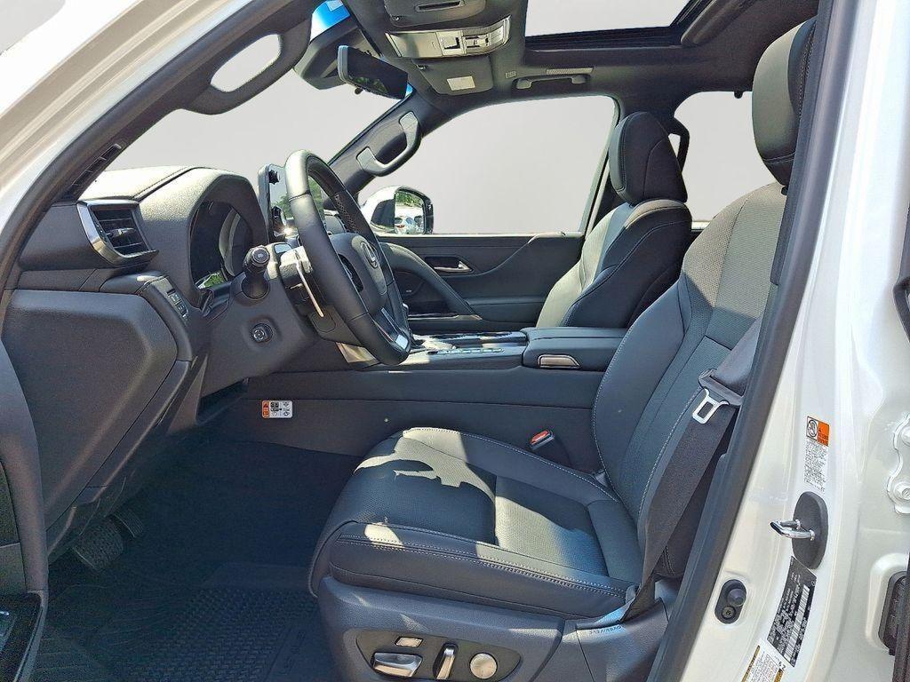 new 2025 Lexus LX 600 car, priced at $113,660