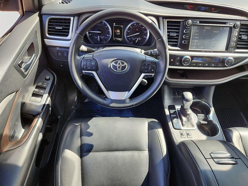 used 2019 Toyota Highlander car, priced at $25,475