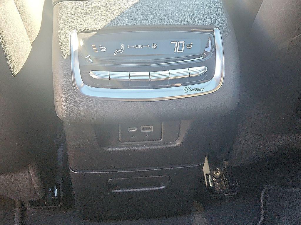 used 2022 Cadillac XT6 car, priced at $30,948