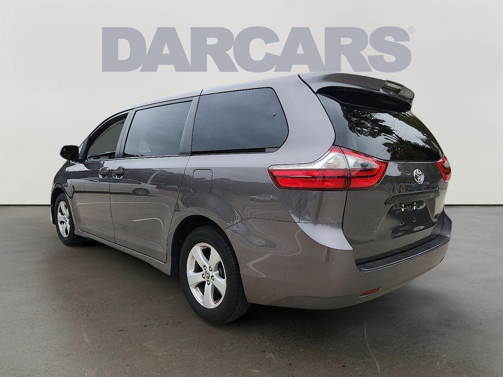 used 2020 Toyota Sienna car, priced at $31,051