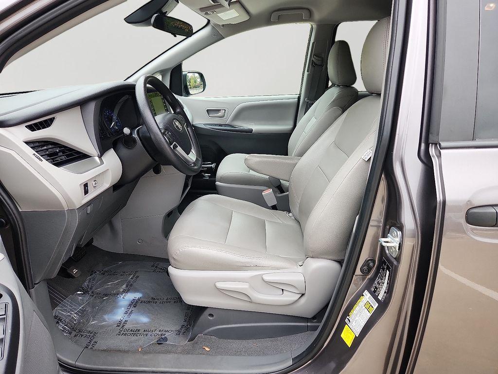 used 2020 Toyota Sienna car, priced at $31,051