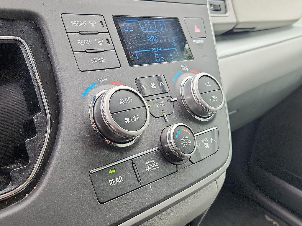 used 2020 Toyota Sienna car, priced at $31,051