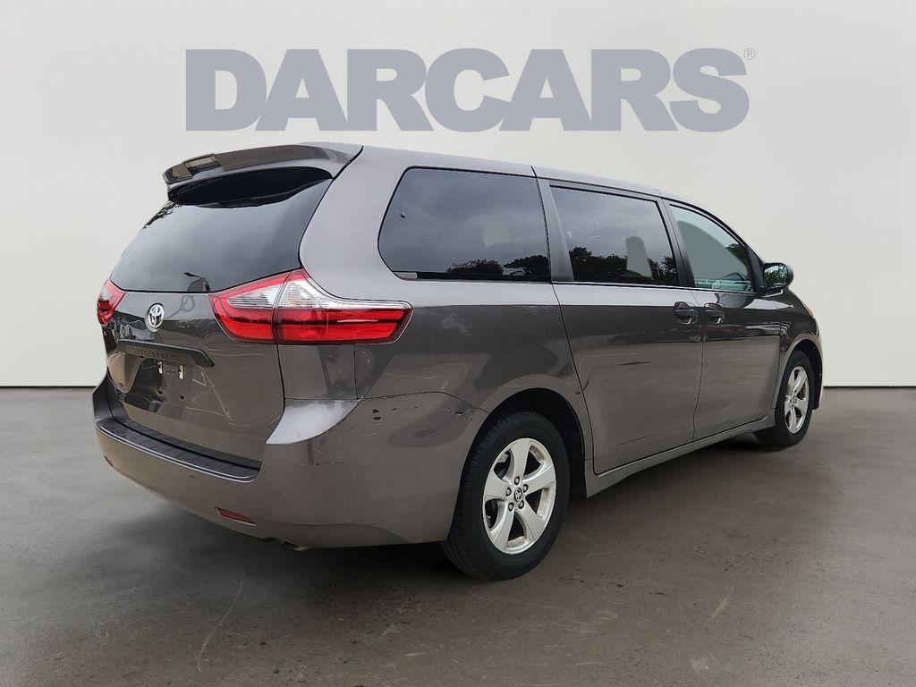 used 2020 Toyota Sienna car, priced at $31,051