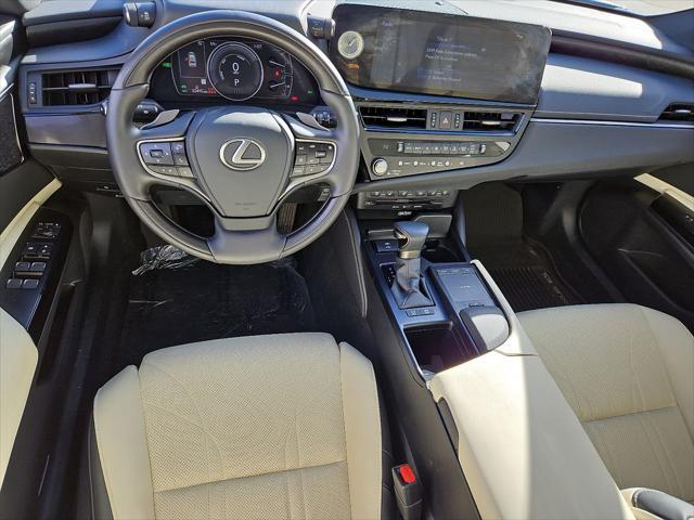 used 2022 Lexus ES 300h car, priced at $39,390