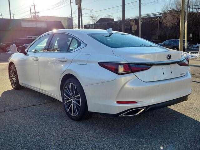 used 2024 Lexus ES 350 car, priced at $44,000