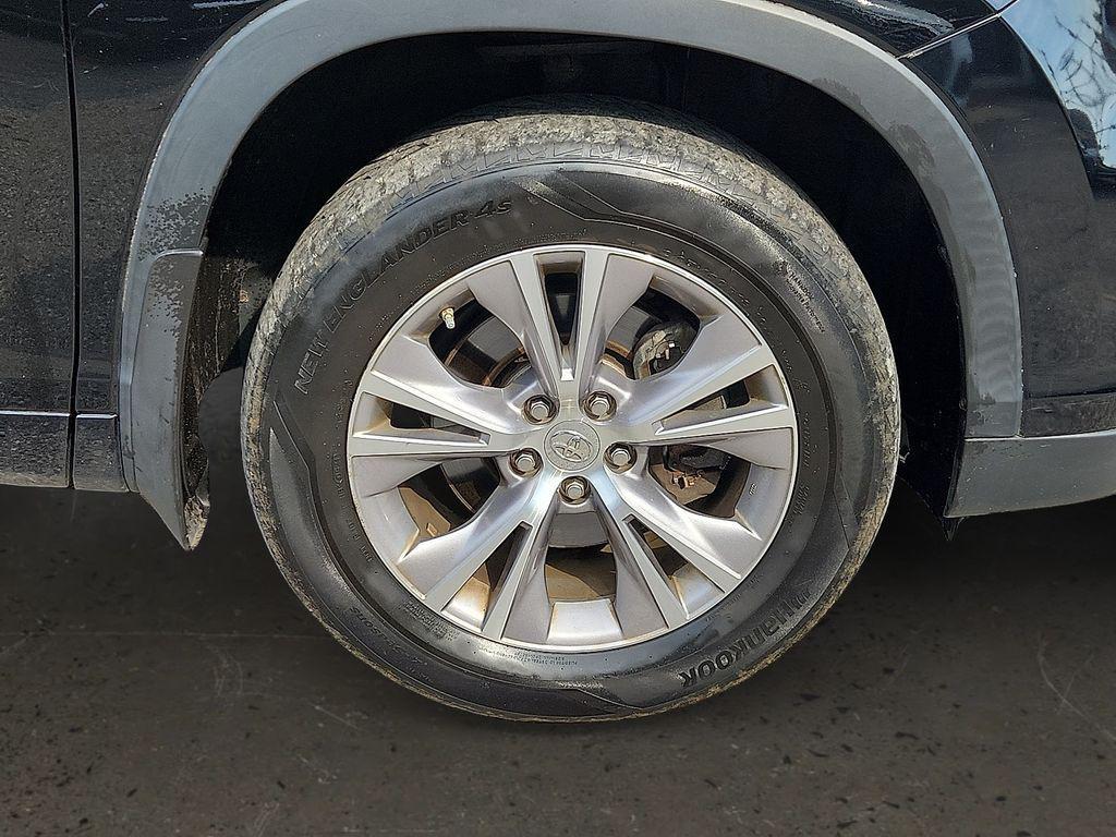 used 2015 Toyota Highlander car, priced at $19,000
