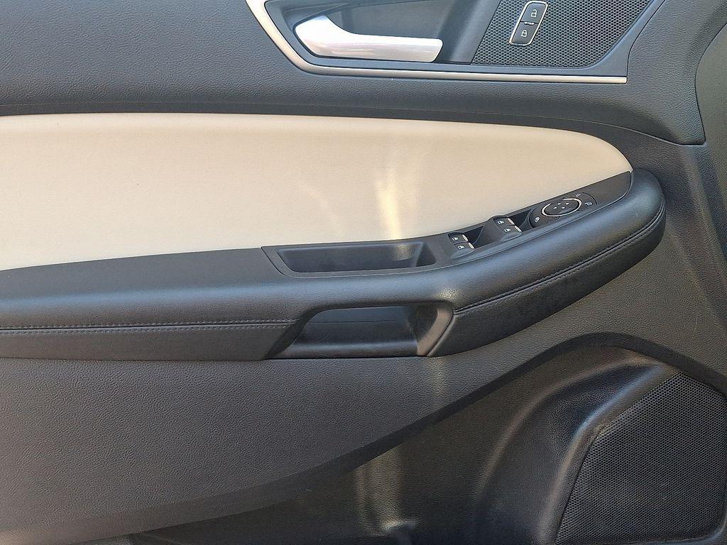 used 2021 Ford Edge car, priced at $14,500
