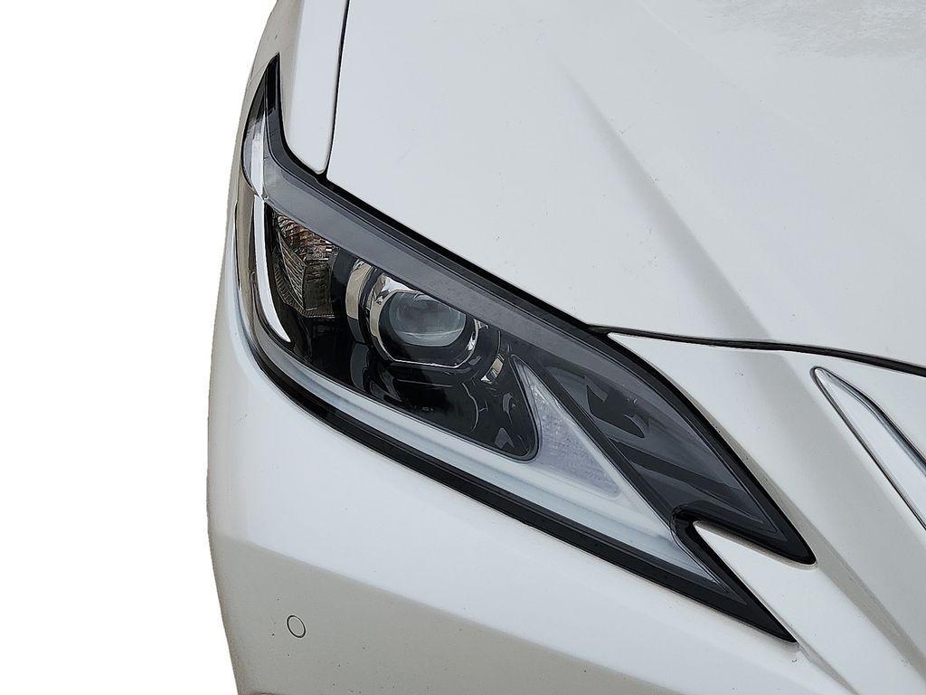 used 2025 Lexus ES 300h car, priced at $42,475