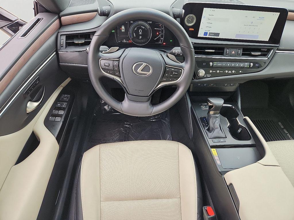 used 2025 Lexus ES 300h car, priced at $42,475