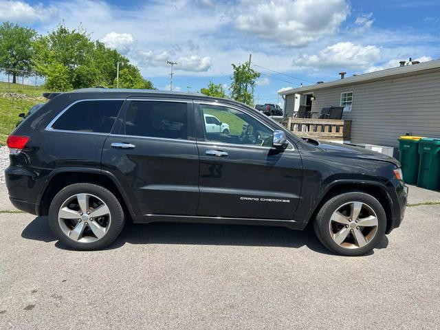 used 2014 Jeep Grand Cherokee car, priced at $13,895