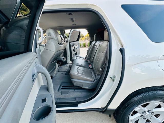 used 2013 GMC Acadia car, priced at $6,500