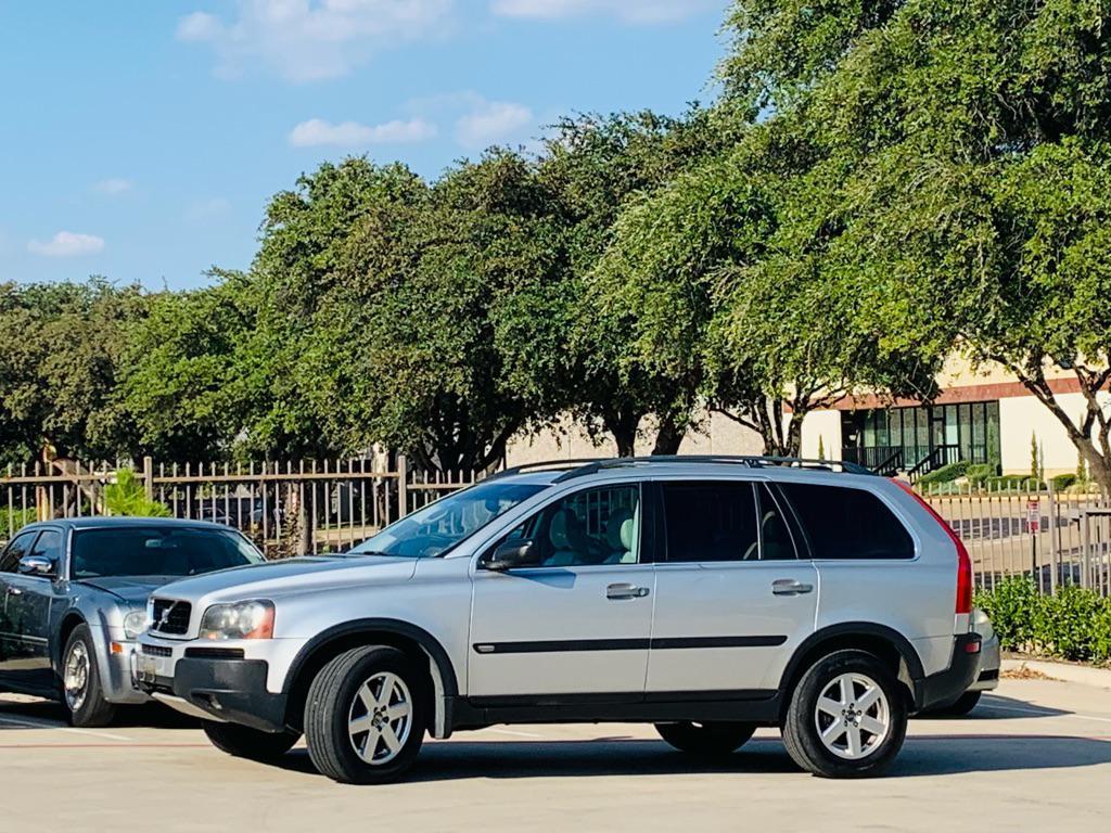 used 2005 Volvo XC90 car, priced at $4,500