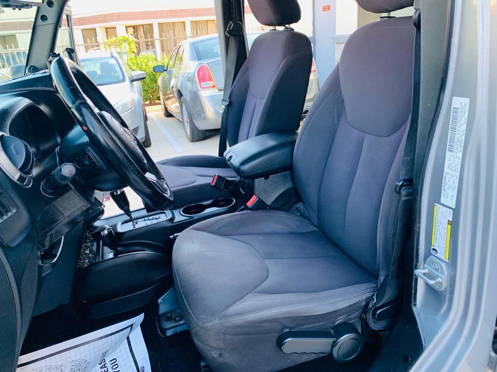 used 2014 Jeep Wrangler Unlimited car, priced at $11,990