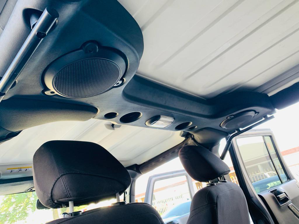 used 2014 Jeep Wrangler Unlimited car, priced at $11,990