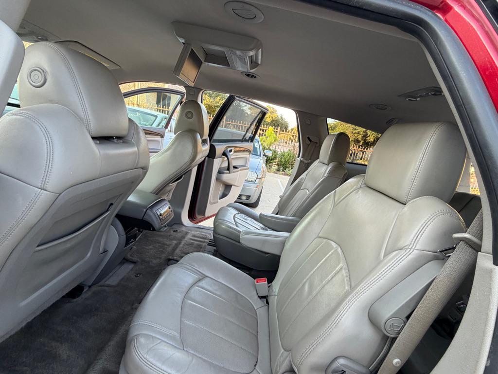 used 2013 Buick Enclave car, priced at $5,500
