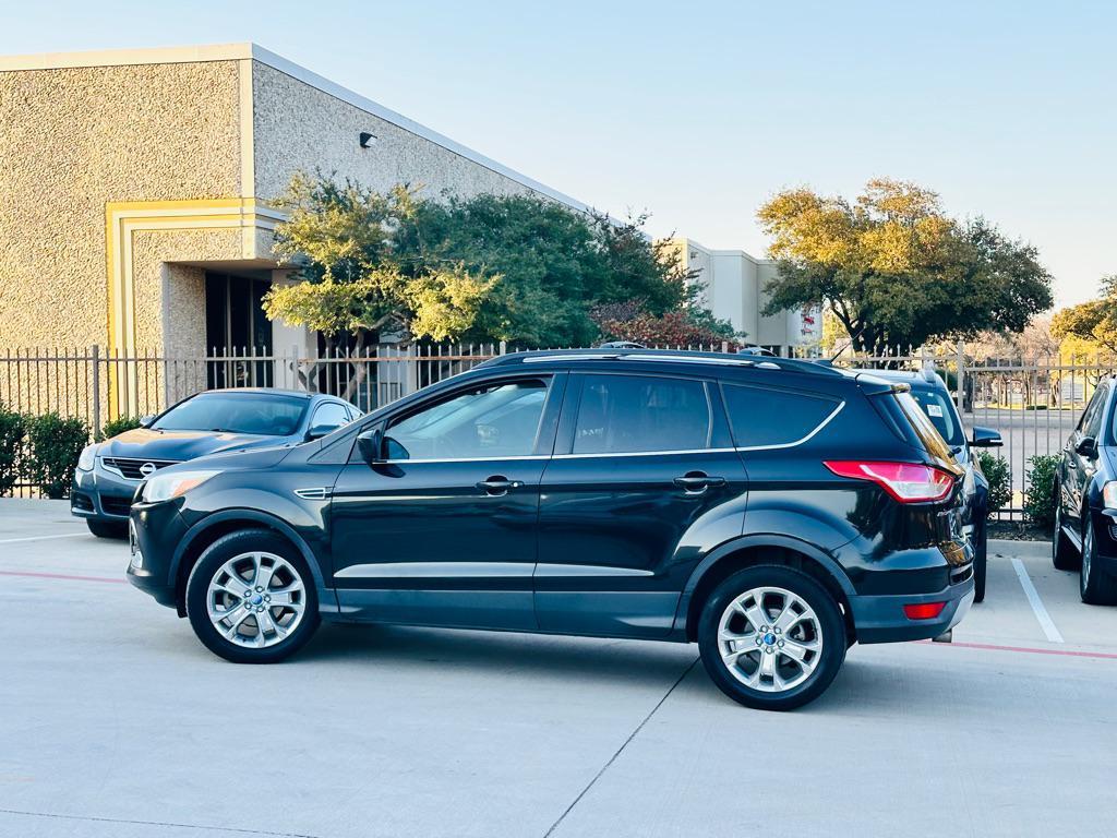 used 2013 Ford Escape car, priced at $5,500