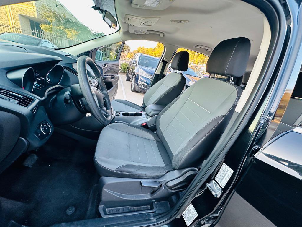 used 2013 Ford Escape car, priced at $5,500