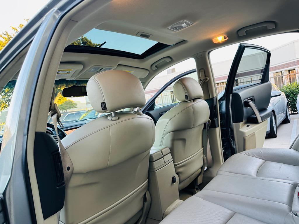 used 2004 INFINITI FX35 car, priced at $5,500