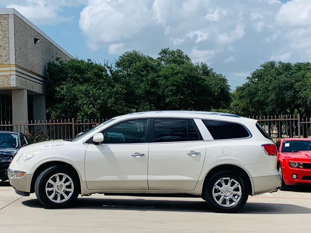 used 2011 Buick Enclave car, priced at $5,500