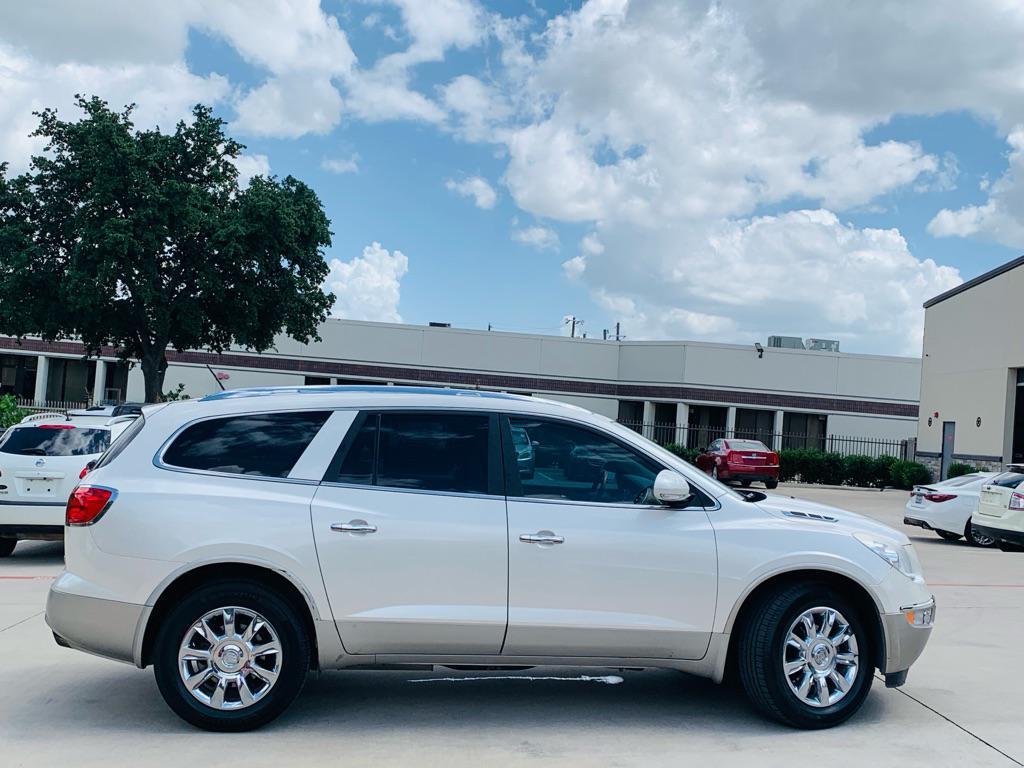 used 2011 Buick Enclave car, priced at $5,500